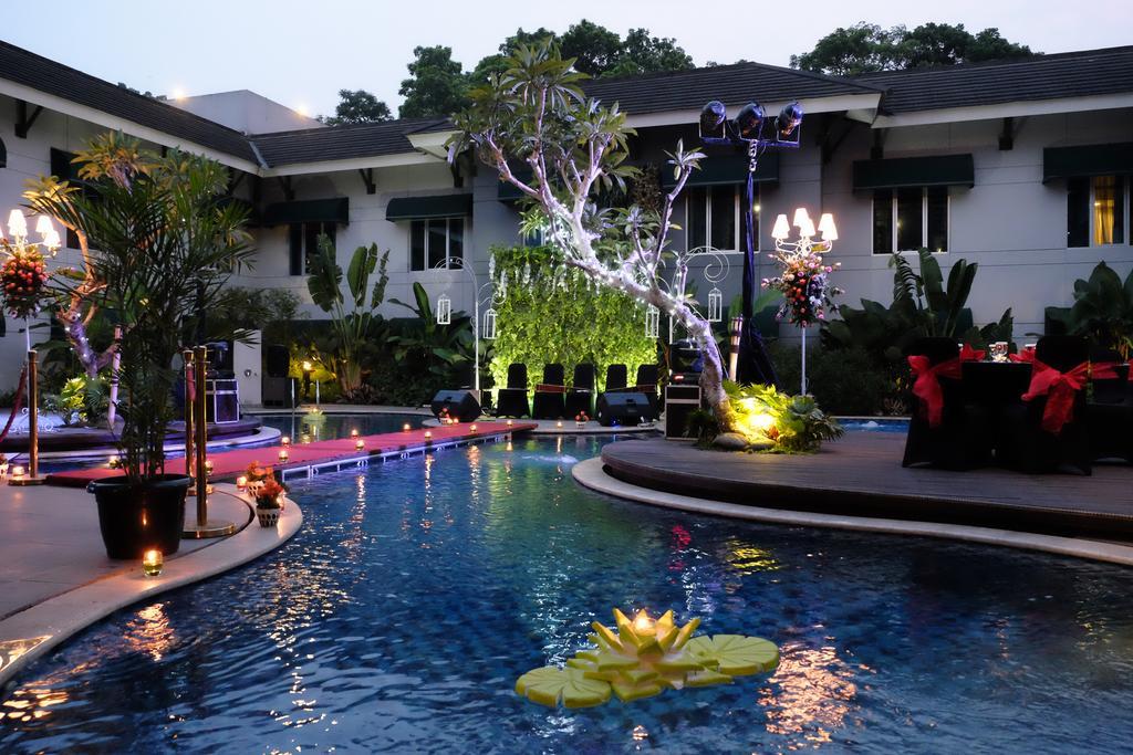 Patra Bandung Hotel Extérieur photo