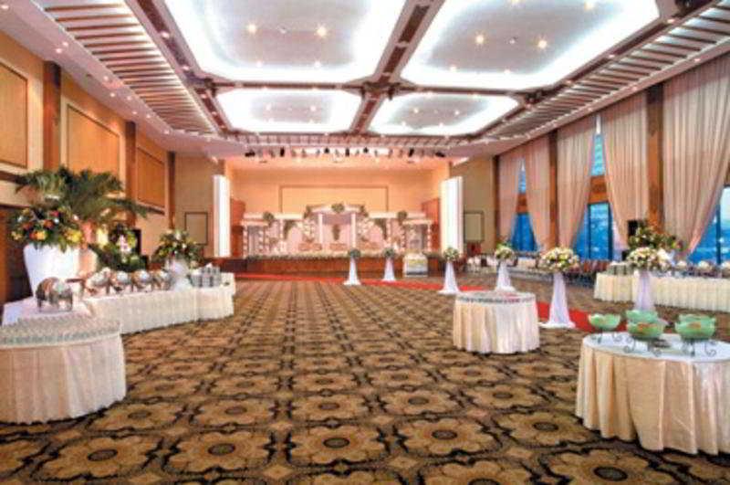 Patra Bandung Hotel Extérieur photo